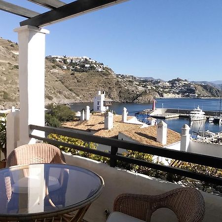 Lovely House With Views In Marina Del Este Альмуньекар Экстерьер фото